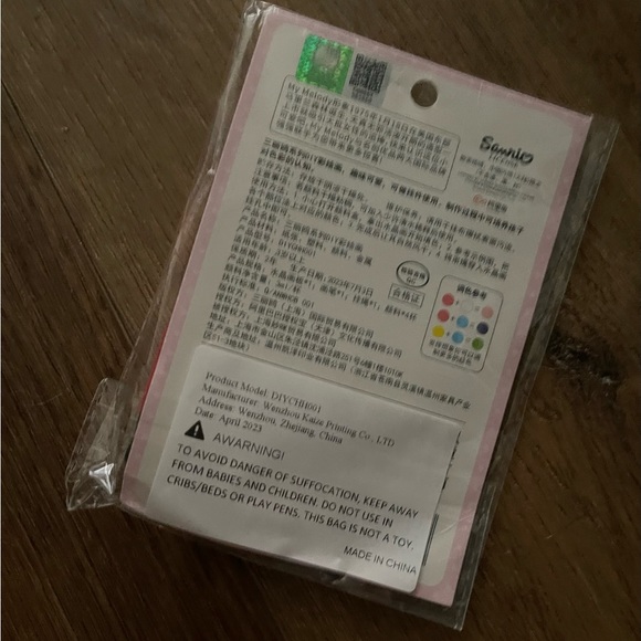 MY Melody-NWT Paint DIY Acrylic Ornament - Picture 2 of 8